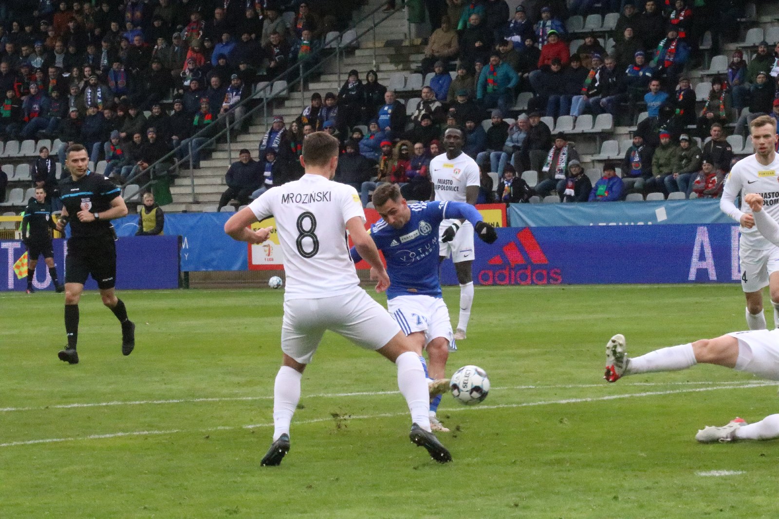 Kolejne zwycięstwo Miedzi Legnica po koncercie Makucha
