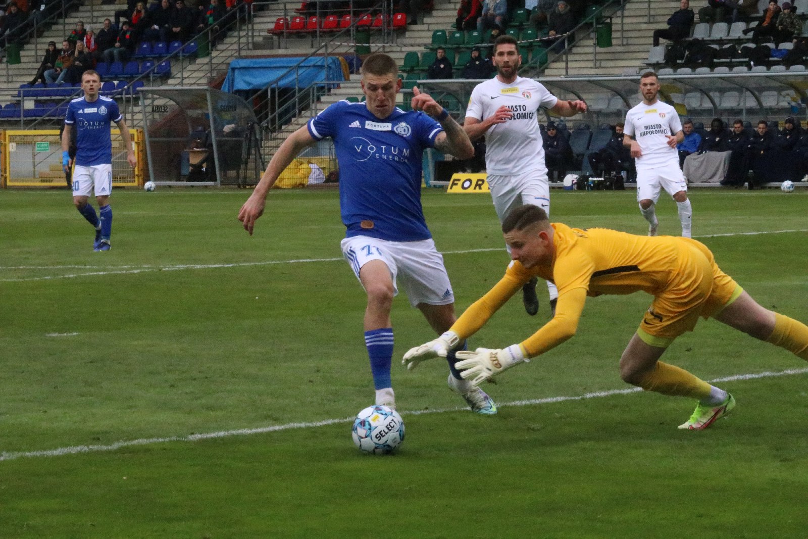 Kolejne zwycięstwo Miedzi Legnica po koncercie Makucha