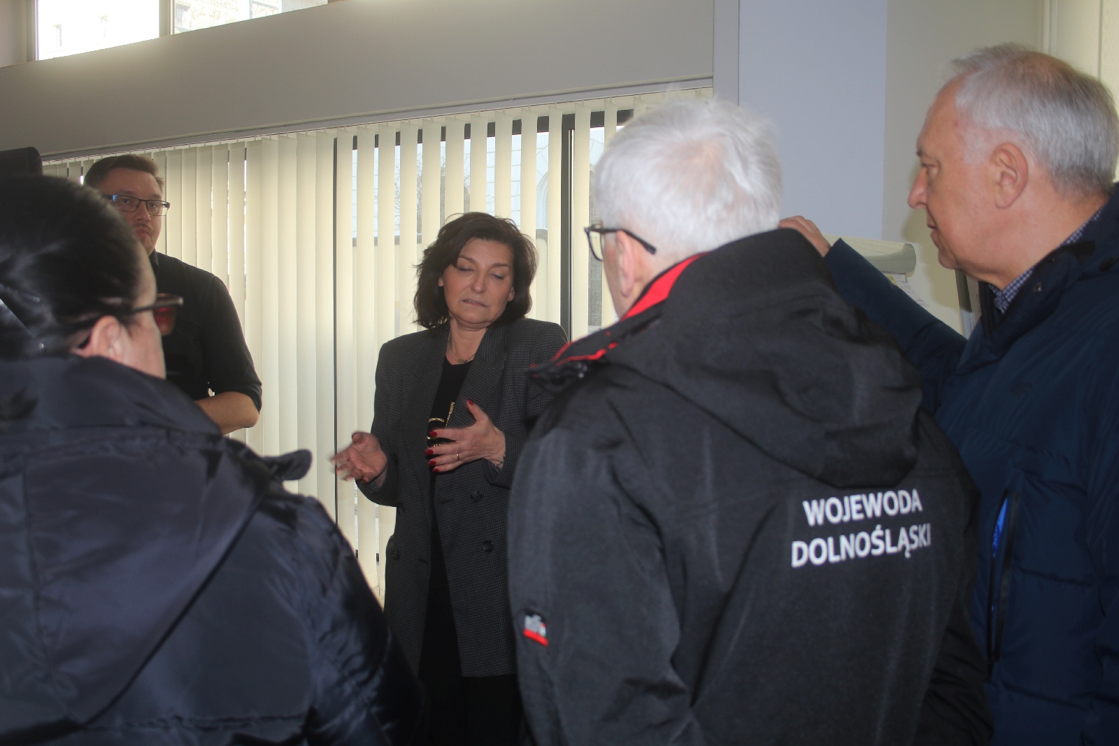 Wojewoda pochwalił stan gotowości Legnicy w obliczu kryzysu