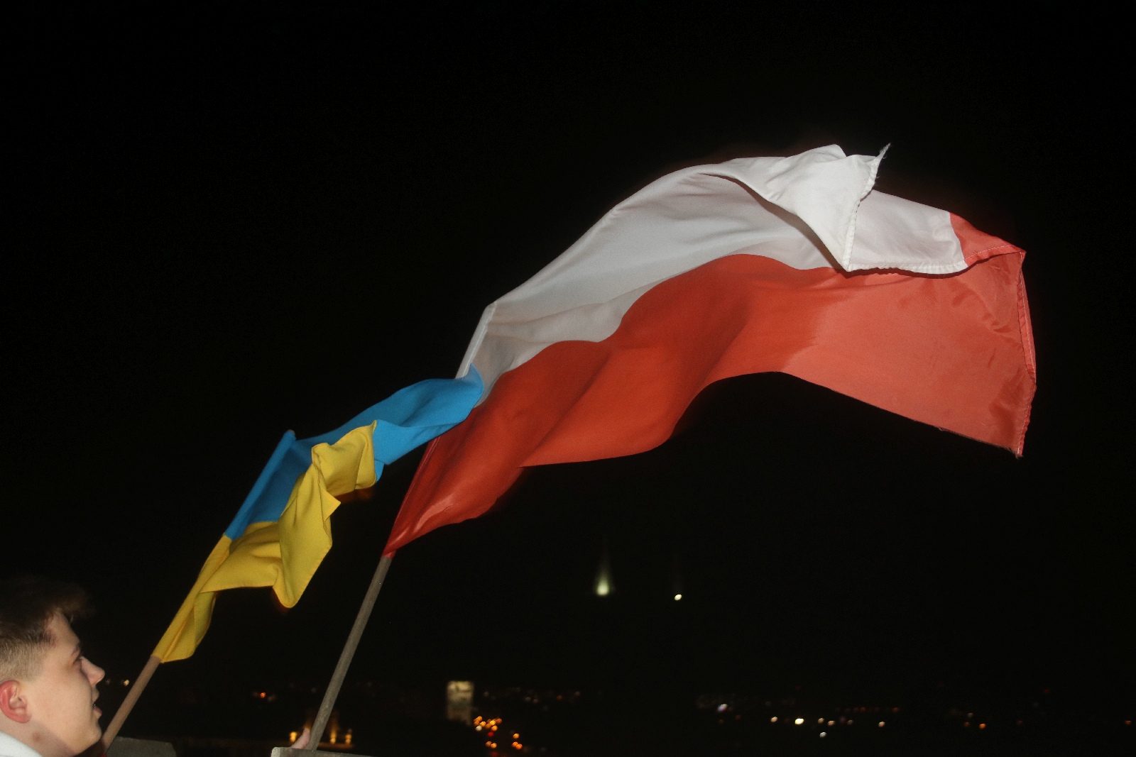 Dwa hymny na jedną trąbkę w hołdzie dwóm narodom