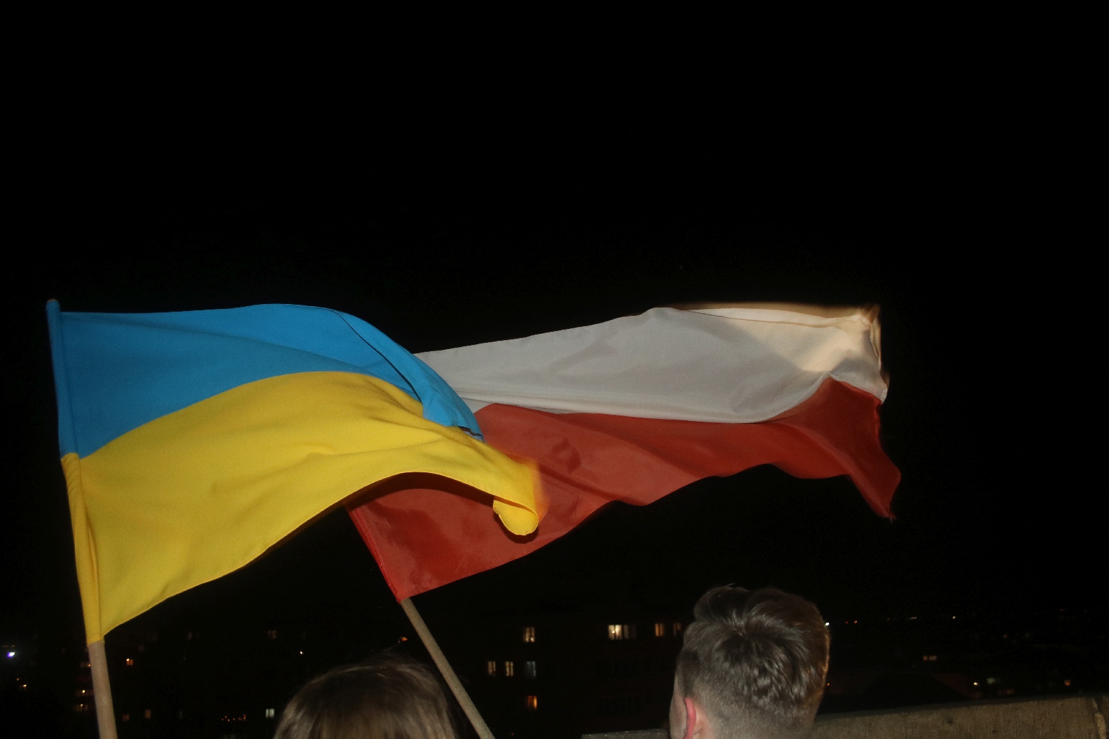 Dwa hymny na jedną trąbkę w hołdzie dwóm narodom
