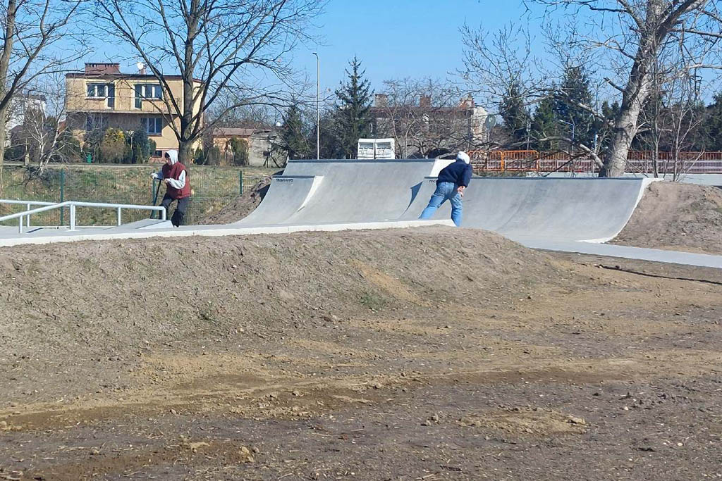 Chojnów ma już swój skatepark. Młodzież się cieszy