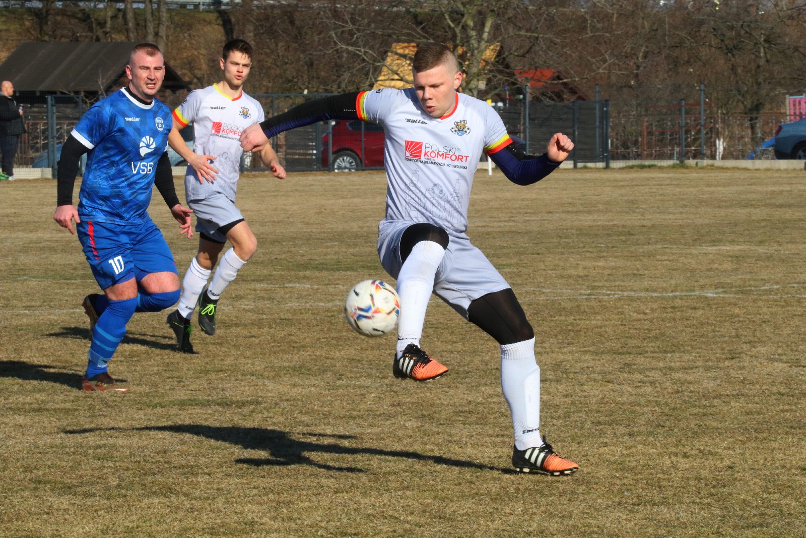 Posiłki z Ekstraklasy nie pomogły. Derby gminy dla Zrywu