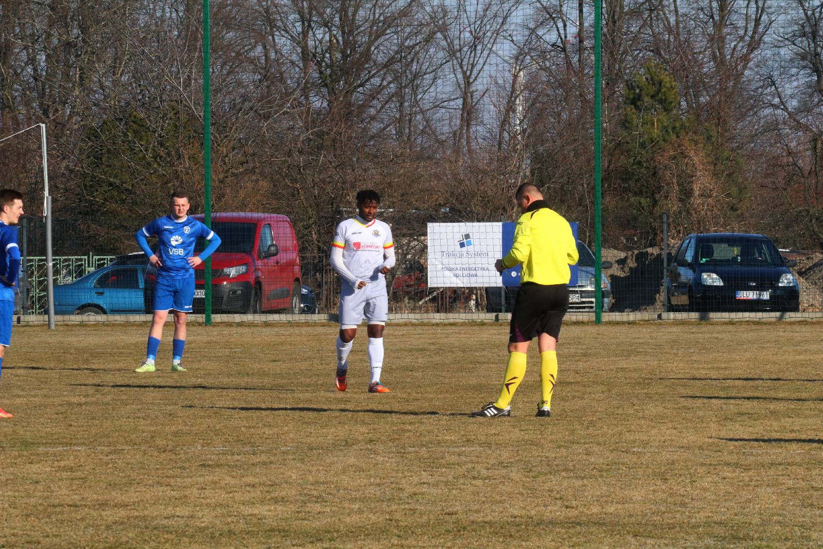 Posiłki z Ekstraklasy nie pomogły. Derby gminy dla Zrywu