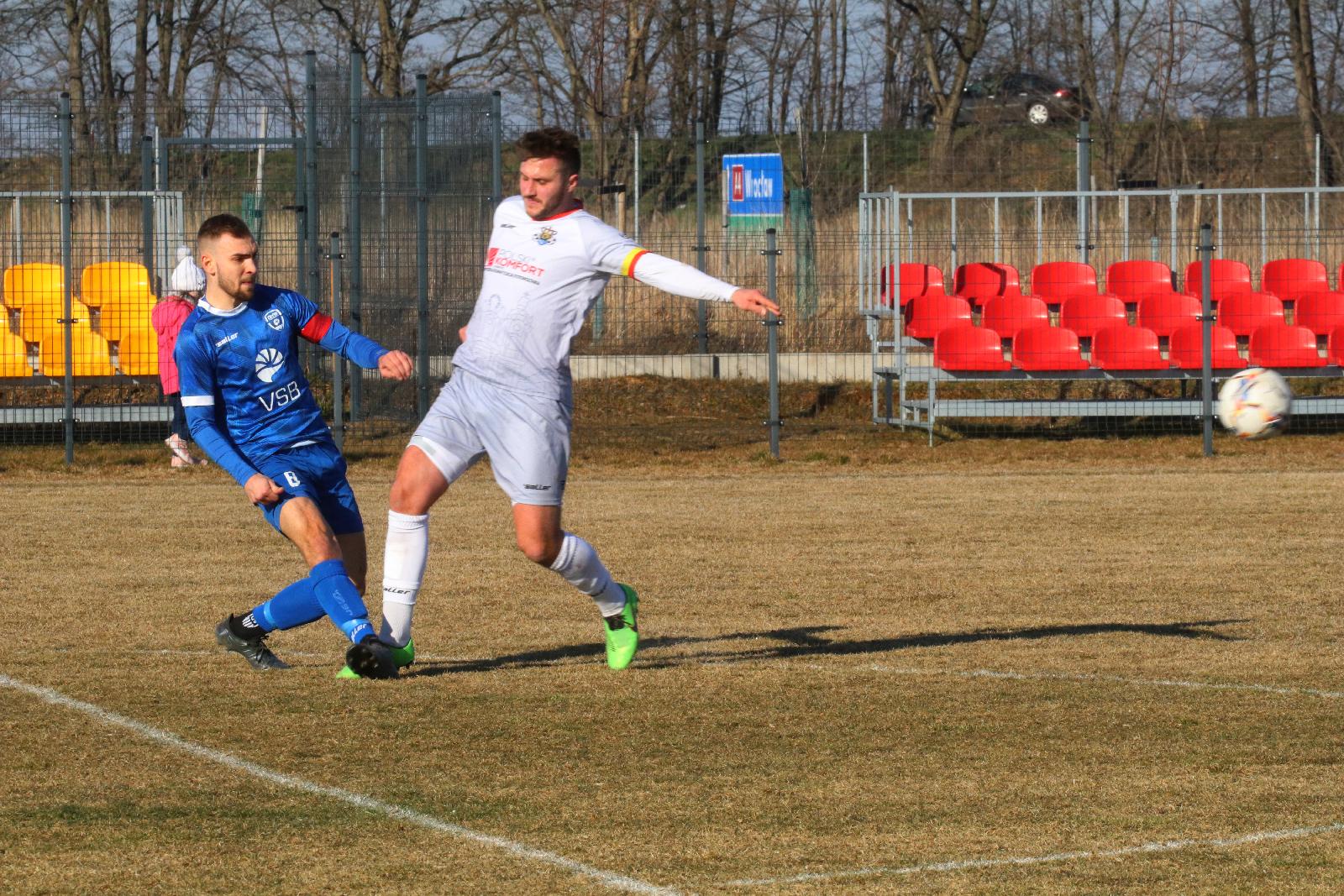 Posiłki z Ekstraklasy nie pomogły. Derby gminy dla Zrywu