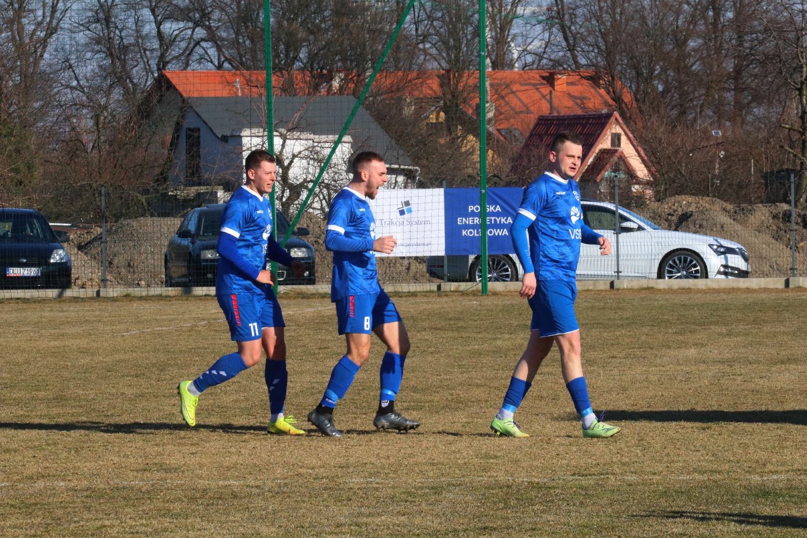 Posiłki z Ekstraklasy nie pomogły. Derby gminy dla Zrywu