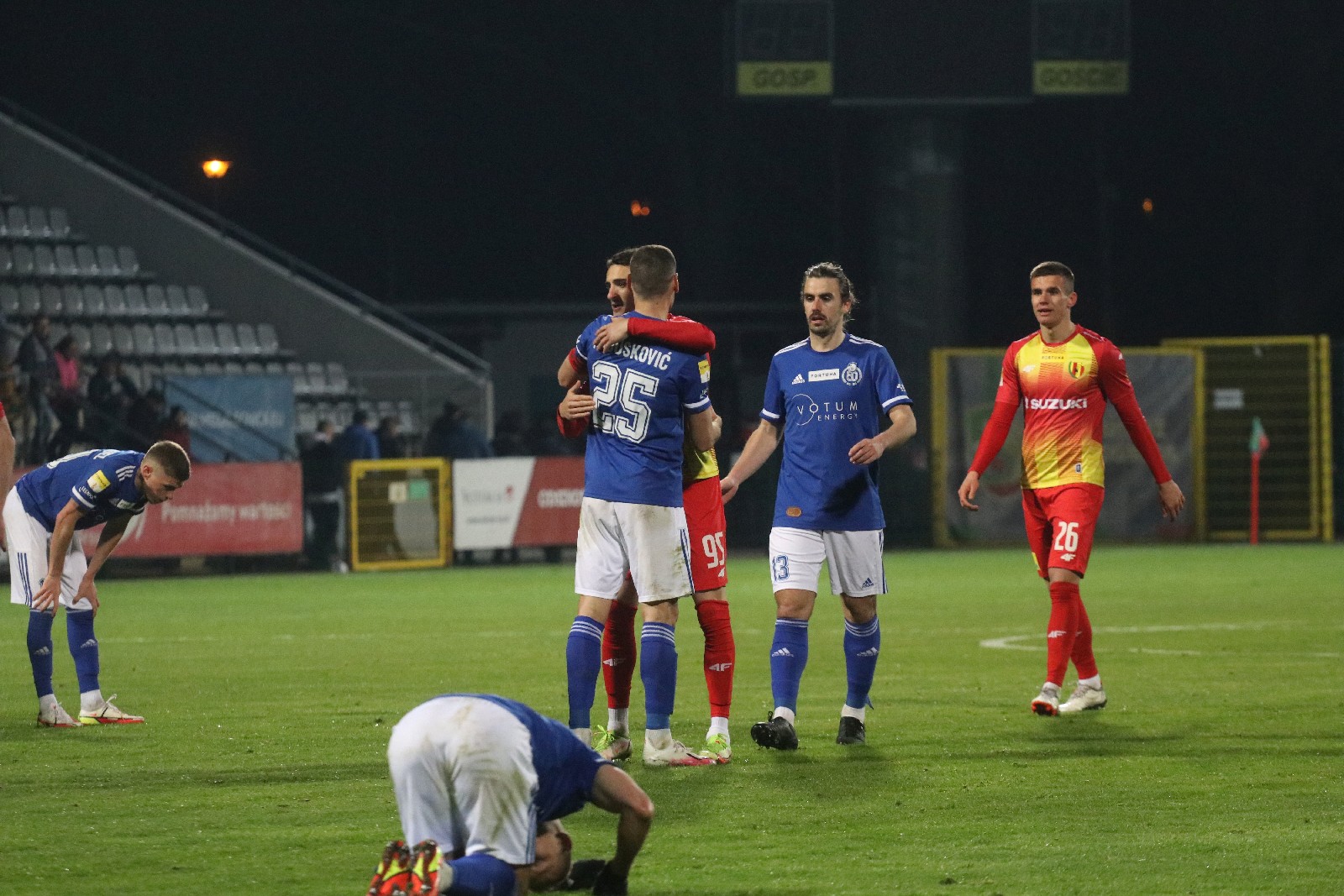 Podział punktów w meczu Miedzi Legnica z Koroną Kielce