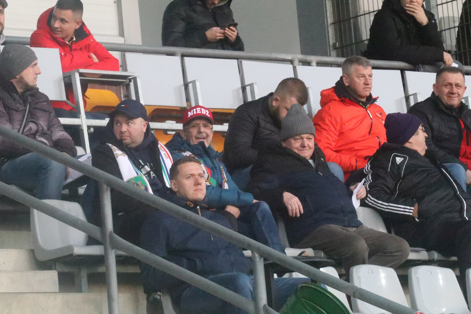Ponad trzy tysiące kibiców oglądało mecz Miedzi z Koroną