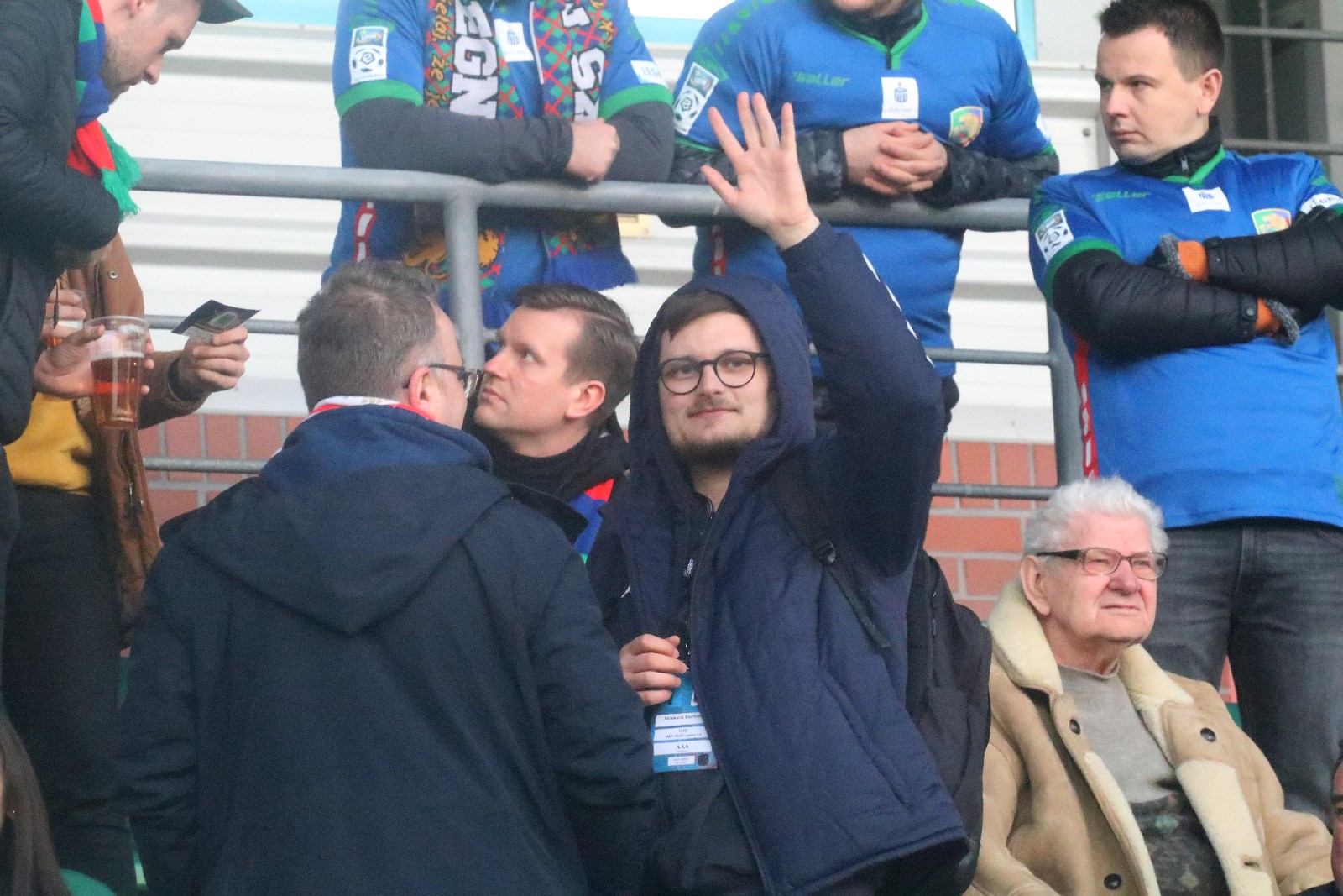 Ponad trzy tysiące kibiców oglądało mecz Miedzi z Koroną