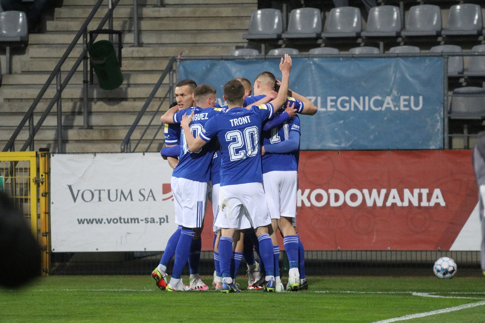 Podział punktów w meczu Miedzi Legnica z Koroną Kielce