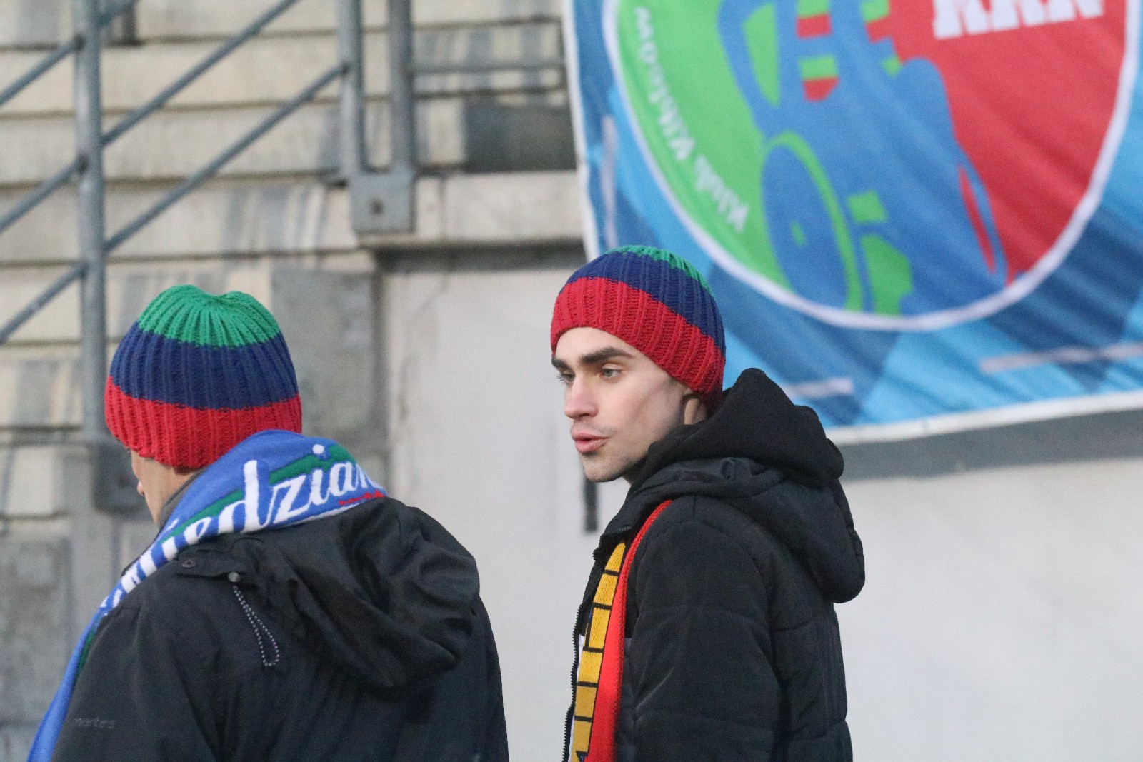Ponad trzy tysiące kibiców oglądało mecz Miedzi z Koroną