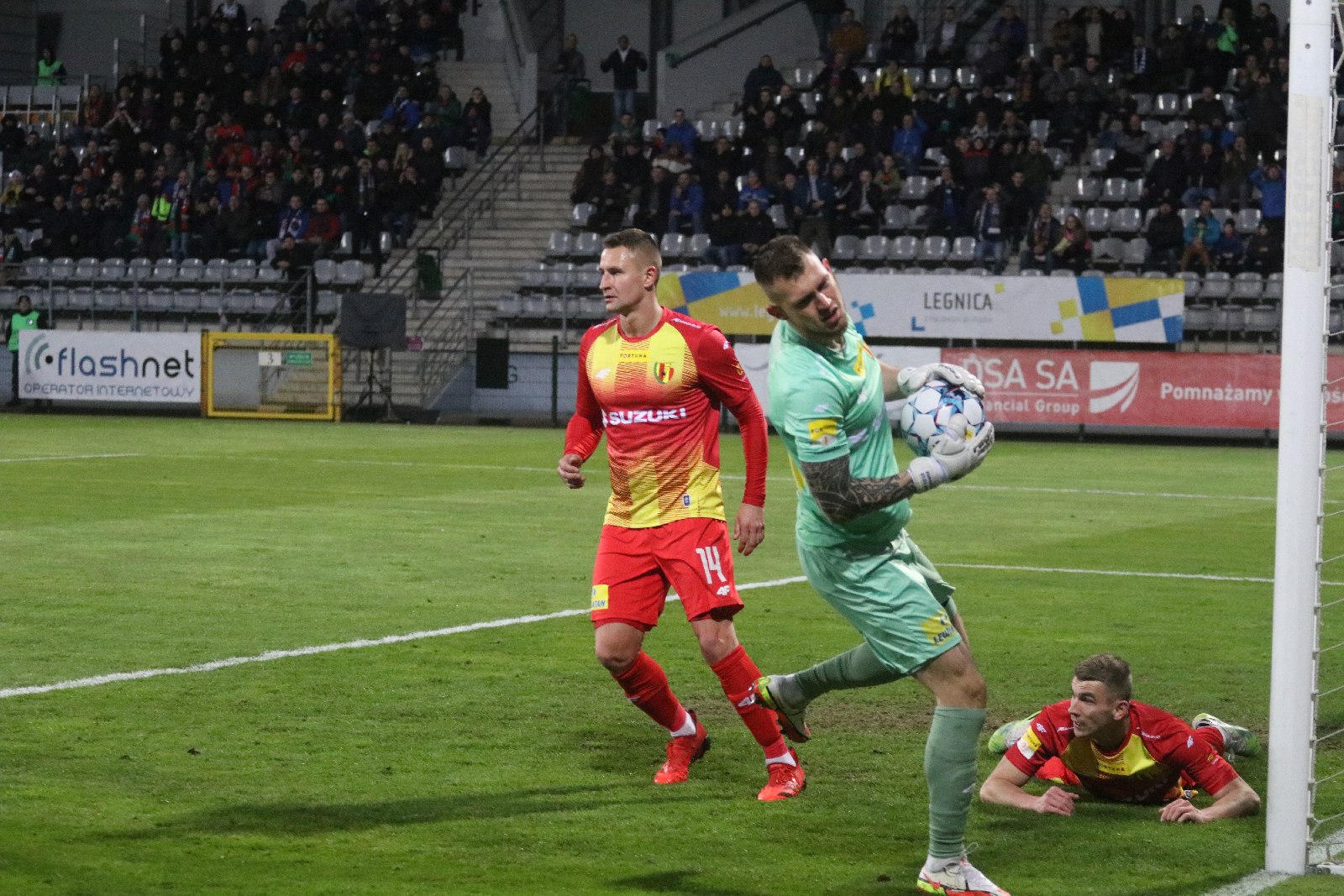 Podział punktów w meczu Miedzi Legnica z Koroną Kielce