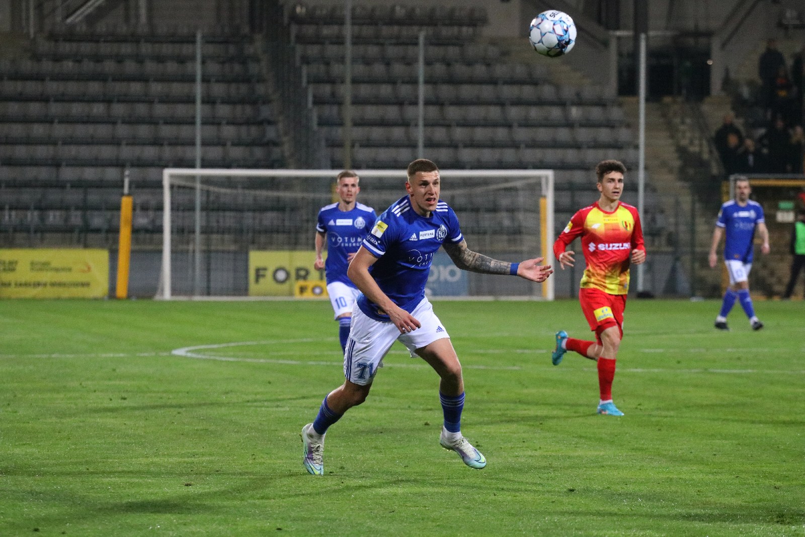 Podział punktów w meczu Miedzi Legnica z Koroną Kielce