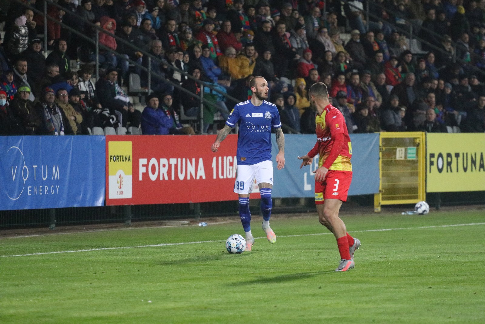 Podział punktów w meczu Miedzi Legnica z Koroną Kielce