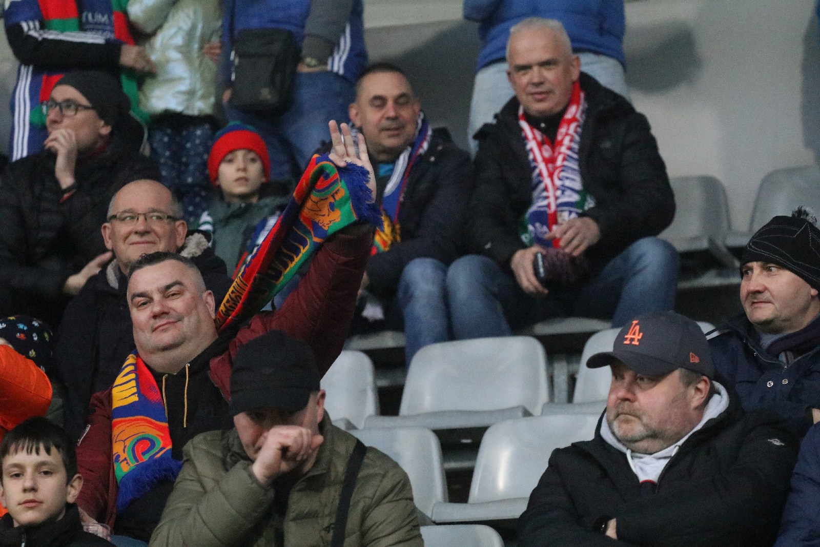 Ponad trzy tysiące kibiców oglądało mecz Miedzi z Koroną