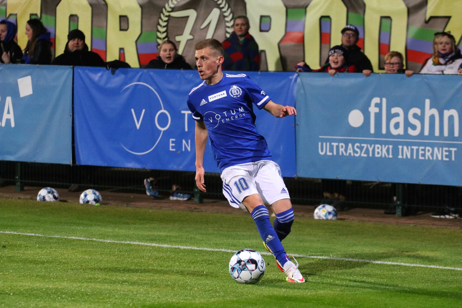 Podział punktów w meczu Miedzi Legnica z Koroną Kielce