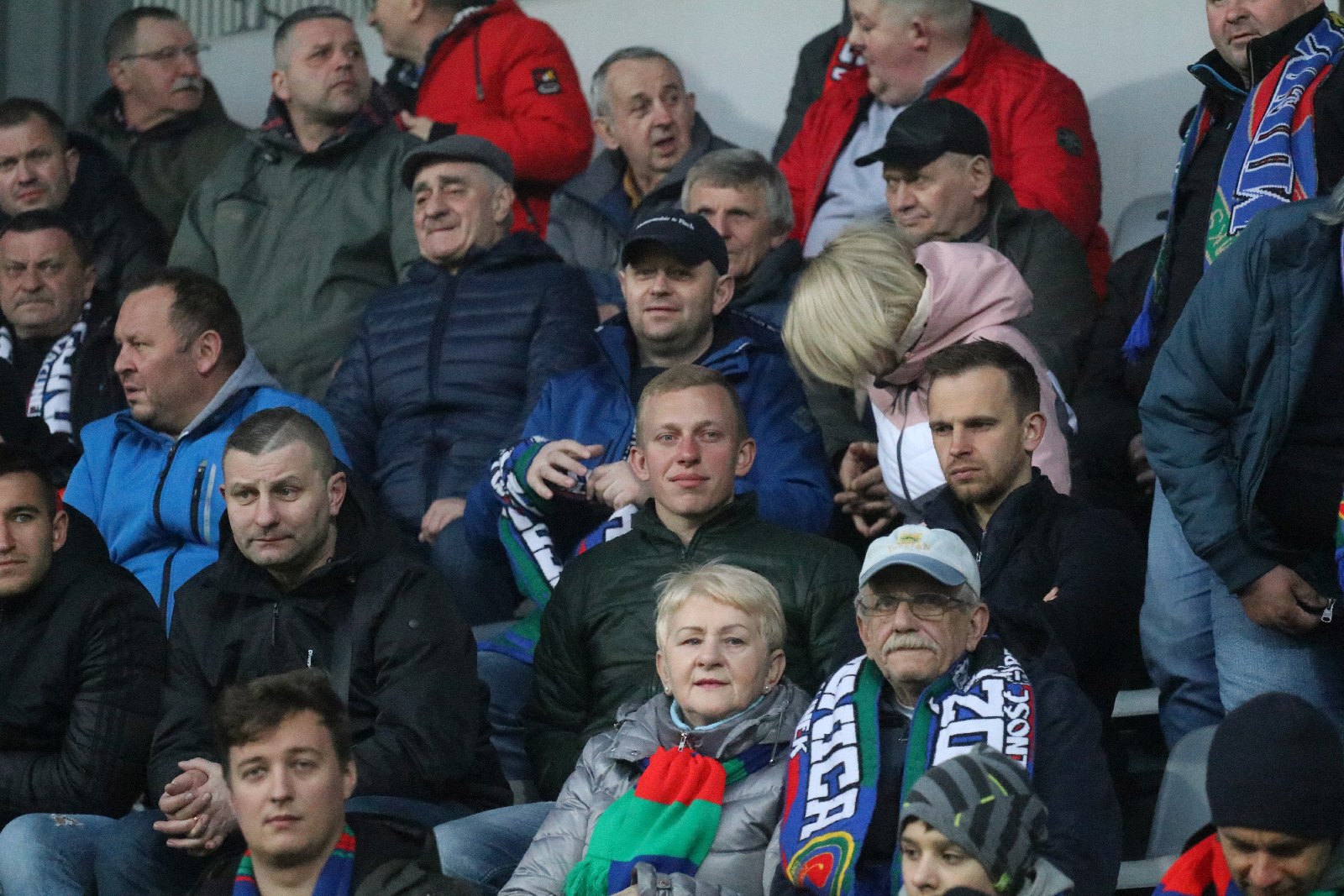 Ponad trzy tysiące kibiców oglądało mecz Miedzi z Koroną