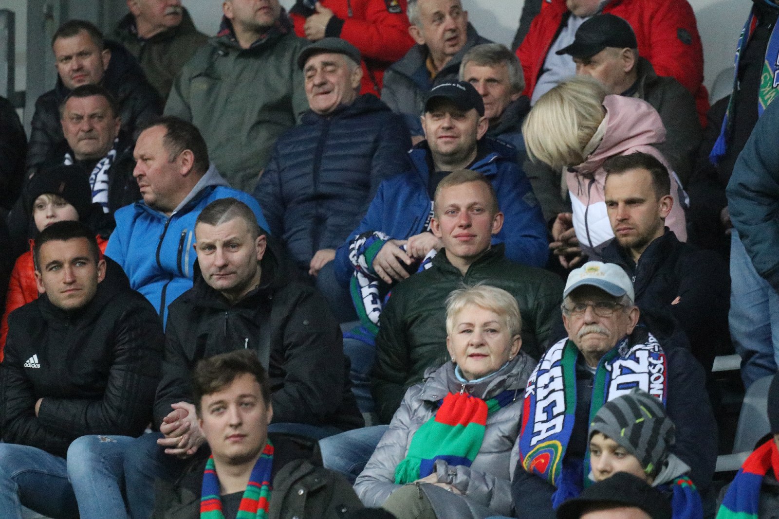 Ponad trzy tysiące kibiców oglądało mecz Miedzi z Koroną