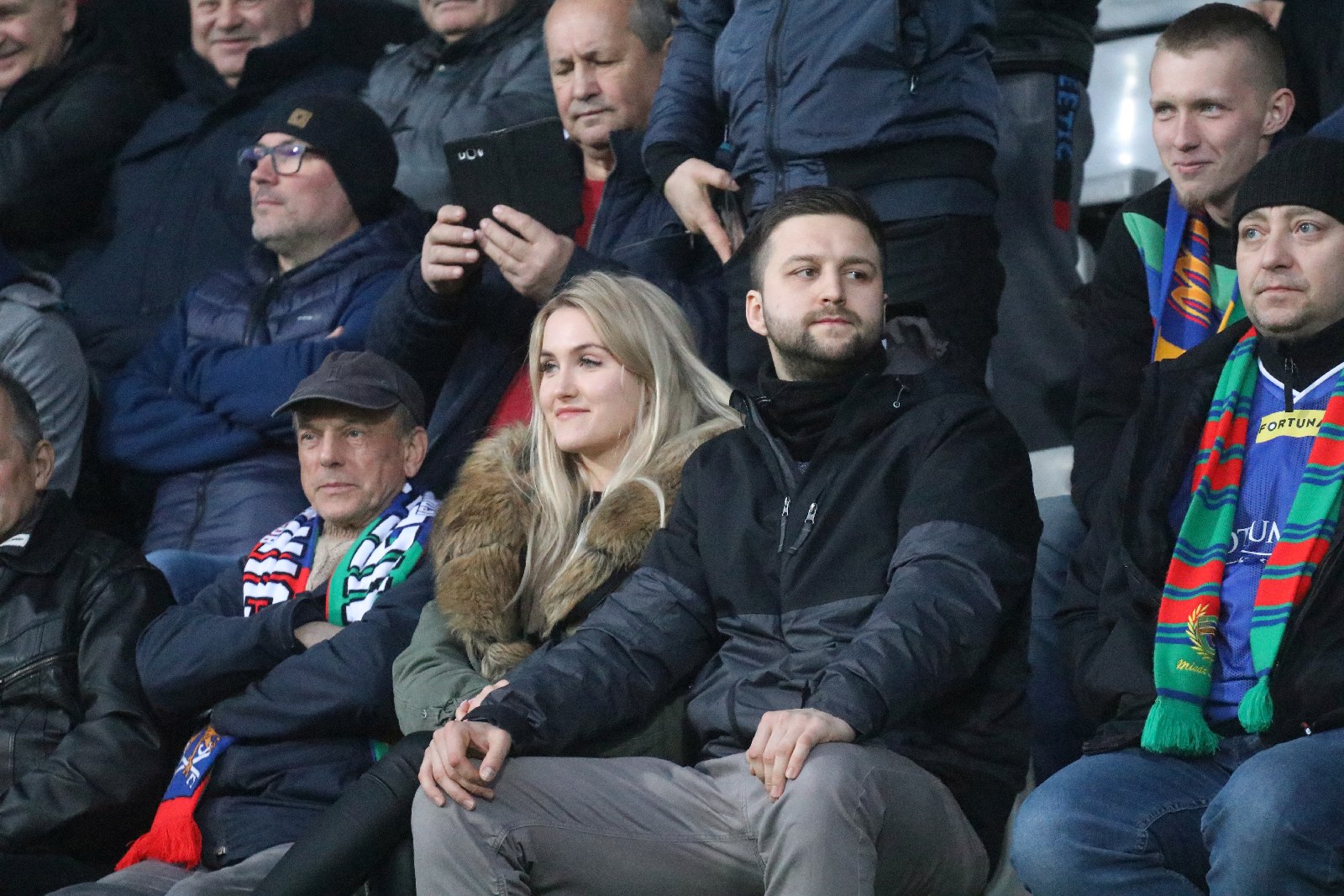 Ponad trzy tysiące kibiców oglądało mecz Miedzi z Koroną