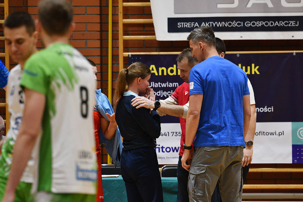 Siatkarze Ikara Legnica ambasadorami projektu „Zobaczyć Lili”