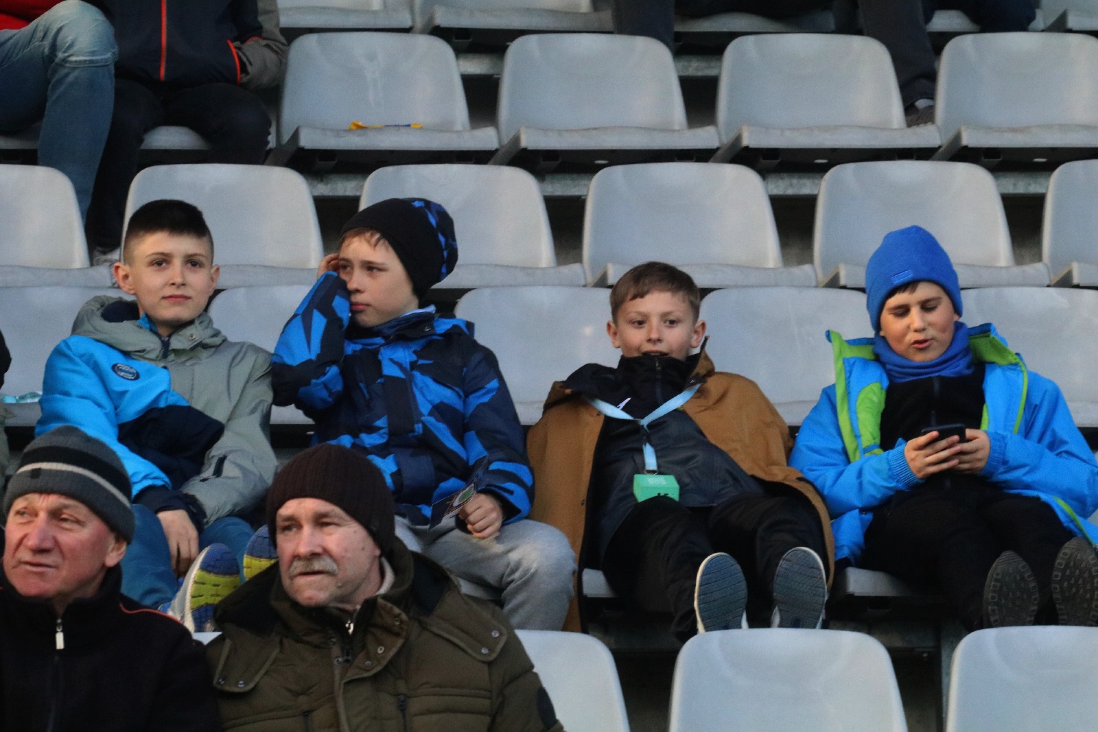 Kibice na stadionie Miedzi podczas meczu ze Stomilem Olsztyn