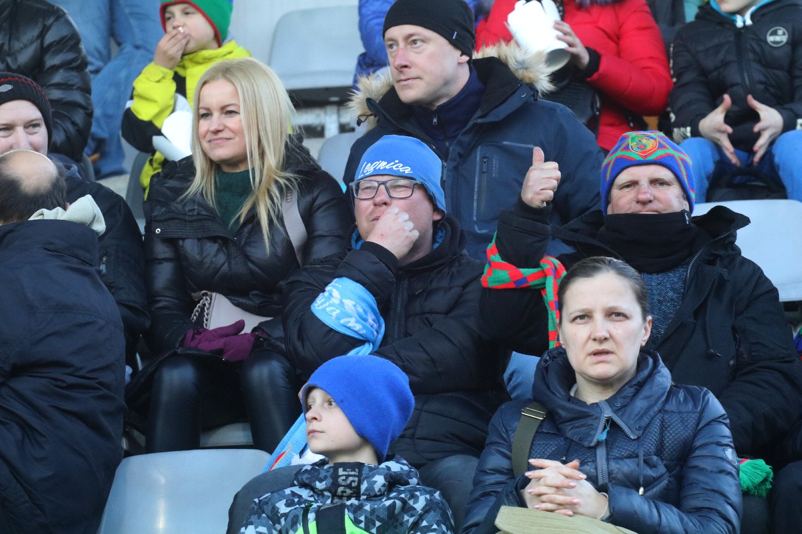 Kibice na stadionie Miedzi podczas meczu ze Stomilem Olsztyn