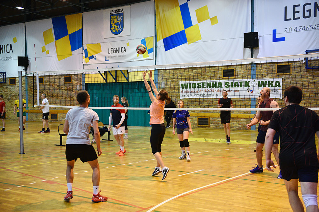 Wiosenna Siatkówka z Ośrodkiem Sportu i Rekreacji