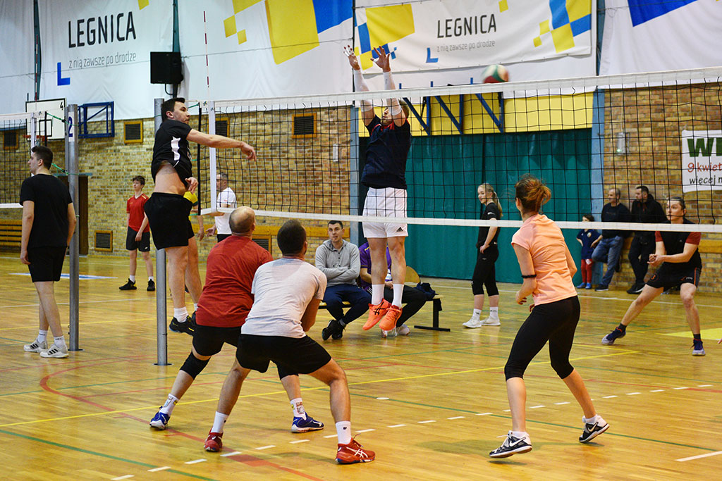 Wiosenna Siatkówka z Ośrodkiem Sportu i Rekreacji
