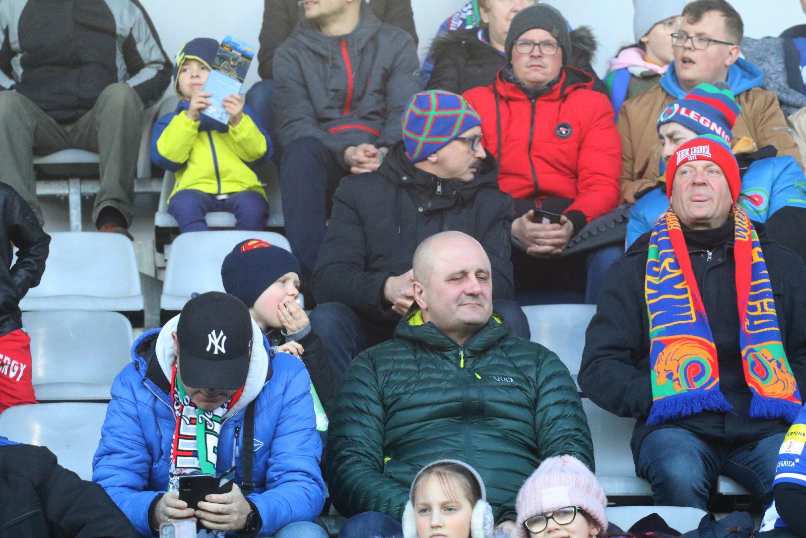 Kibice na stadionie Miedzi podczas meczu ze Stomilem Olsztyn