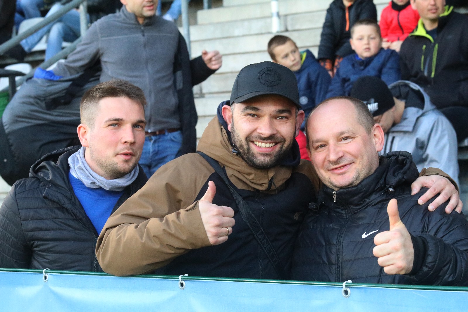 Kibice na stadionie Miedzi podczas meczu ze Stomilem Olsztyn