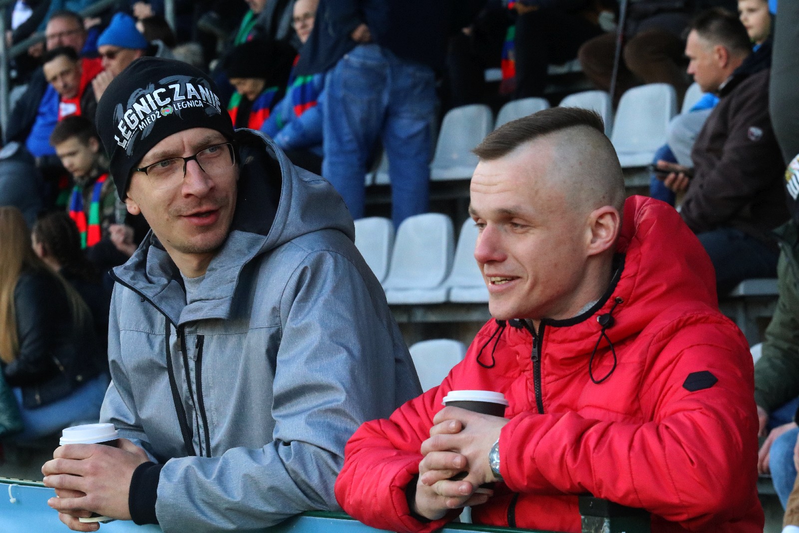 Kibice na stadionie Miedzi podczas meczu ze Stomilem Olsztyn