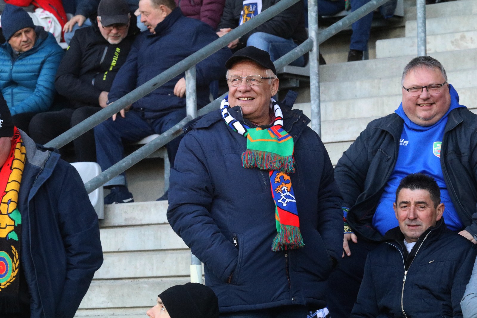 Kibice na stadionie Miedzi podczas meczu ze Stomilem Olsztyn