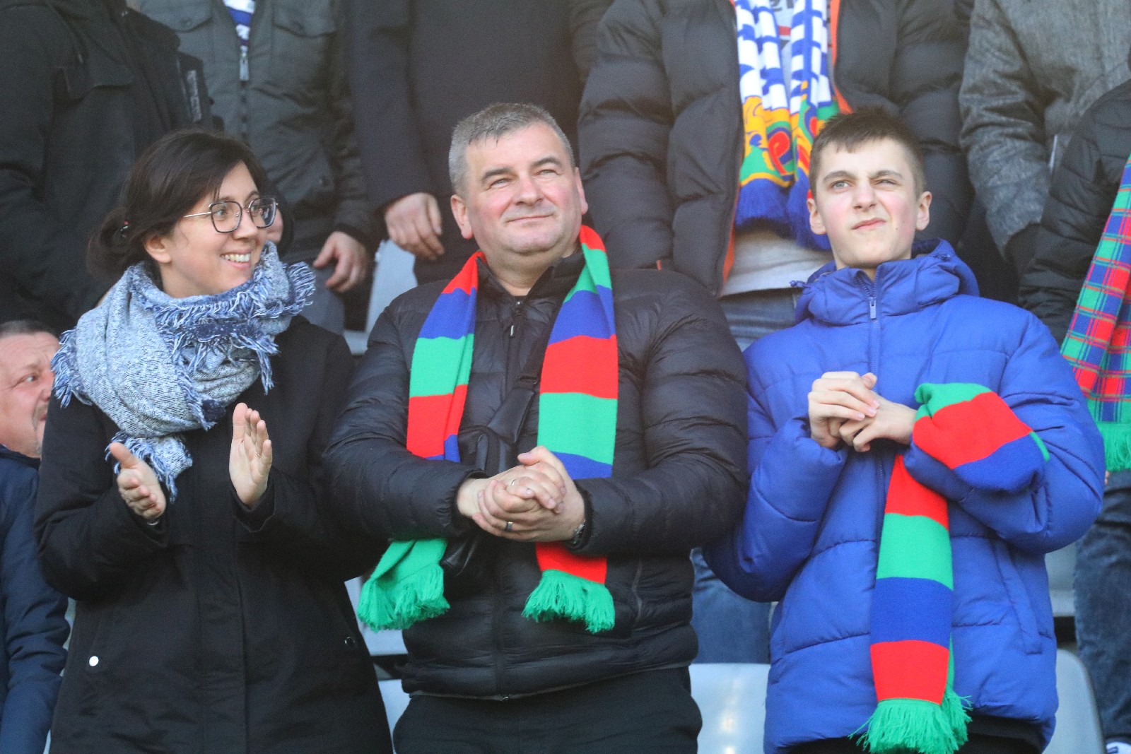 Kibice na stadionie Miedzi podczas meczu ze Stomilem Olsztyn