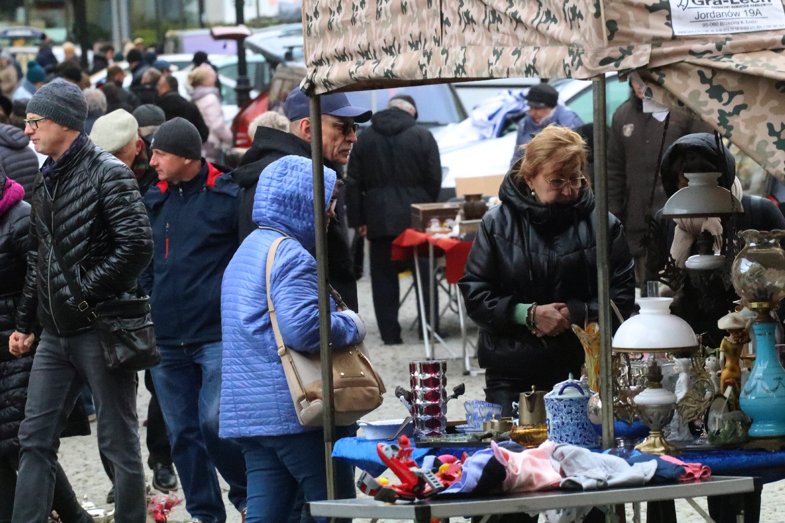 Jarmark staroci w legnickim rynku już po raz czwarty w tym roku