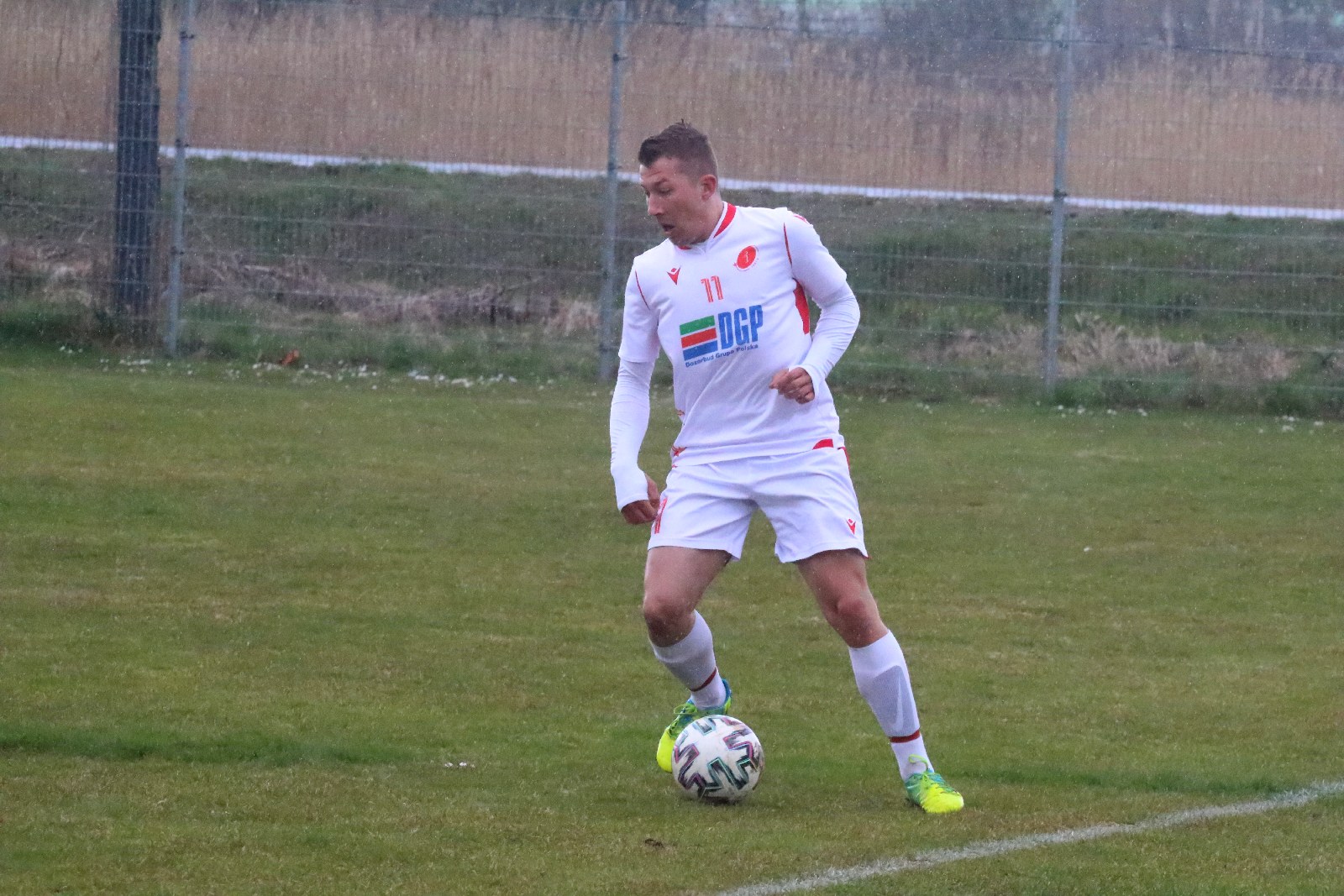 Lider nadal wygrywa. Iskra Kochlice pokonała Górnika Lubin