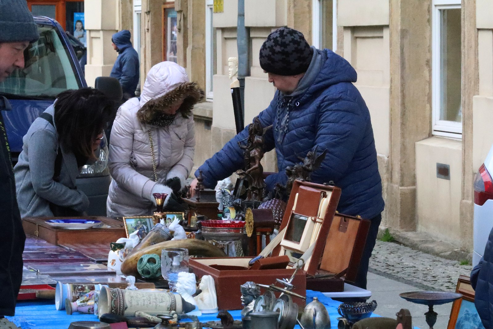 Jarmark staroci w legnickim rynku już po raz czwarty w tym roku