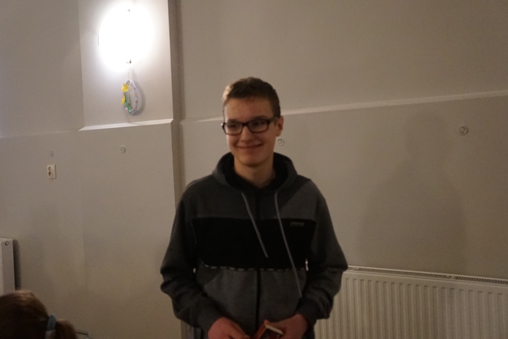 Wspólne malowanie jaj w Pątnowie w gminie Kunice