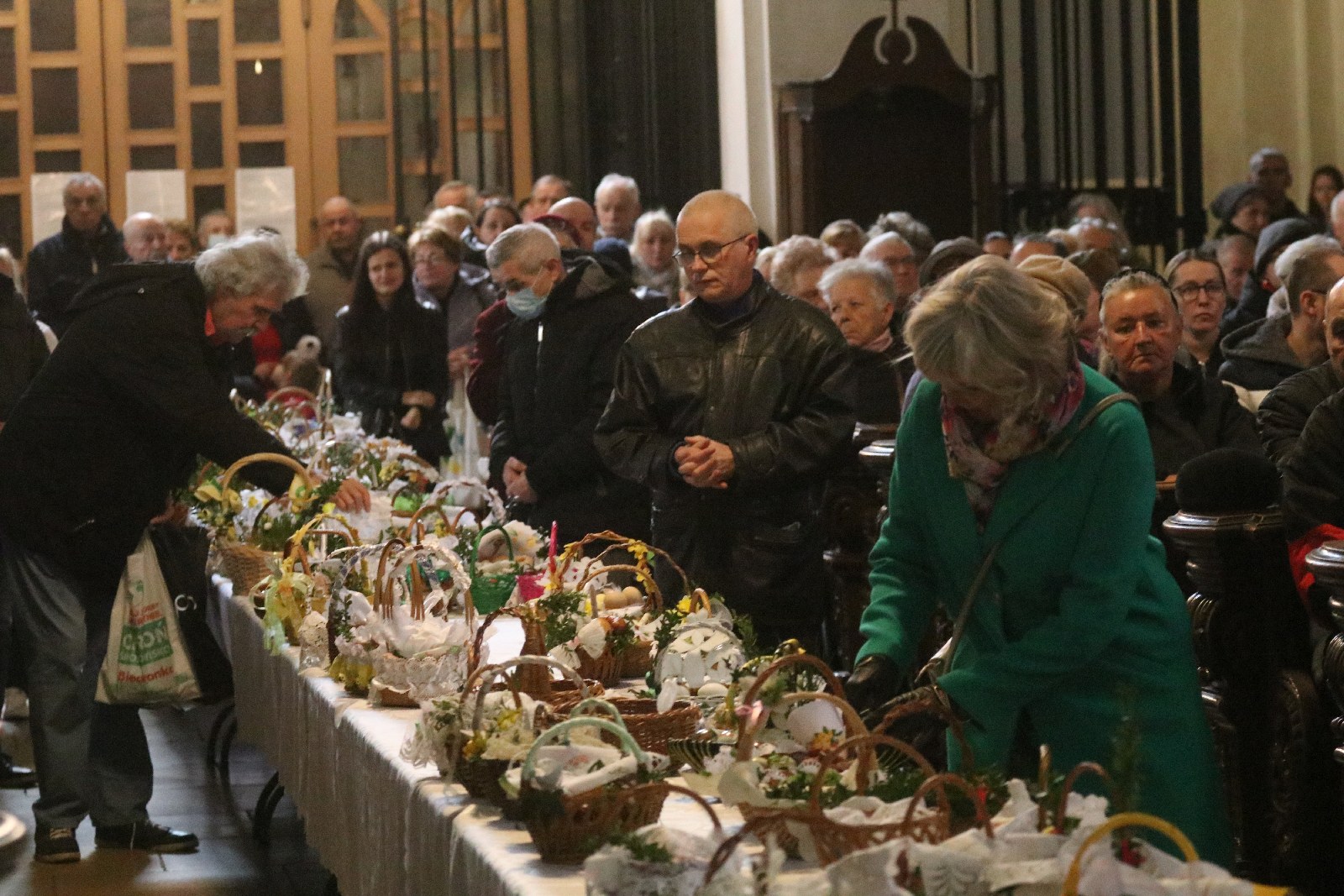 Święcenie pokarmów w legnickich kościołach