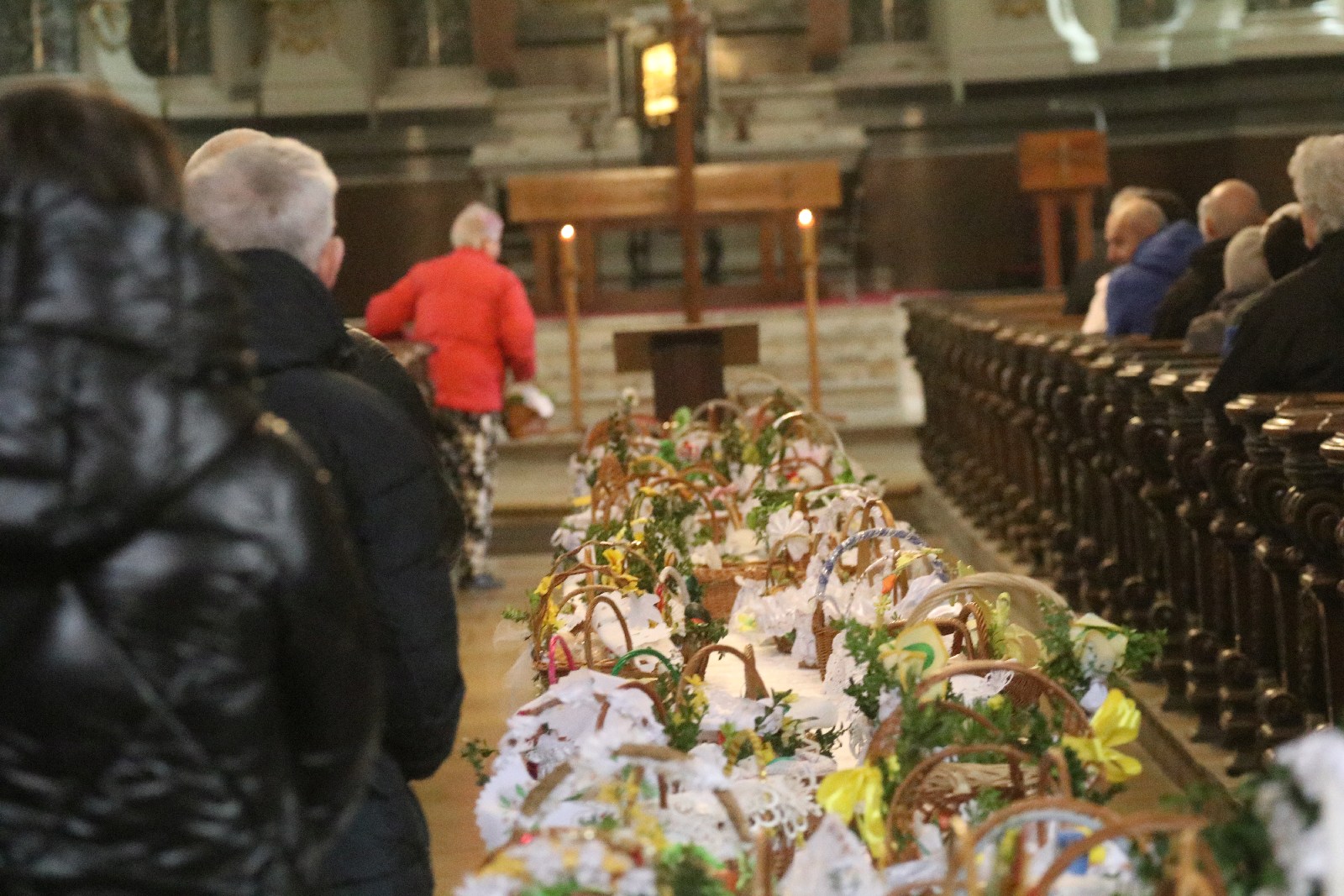 Święcenie pokarmów w legnickich kościołach
