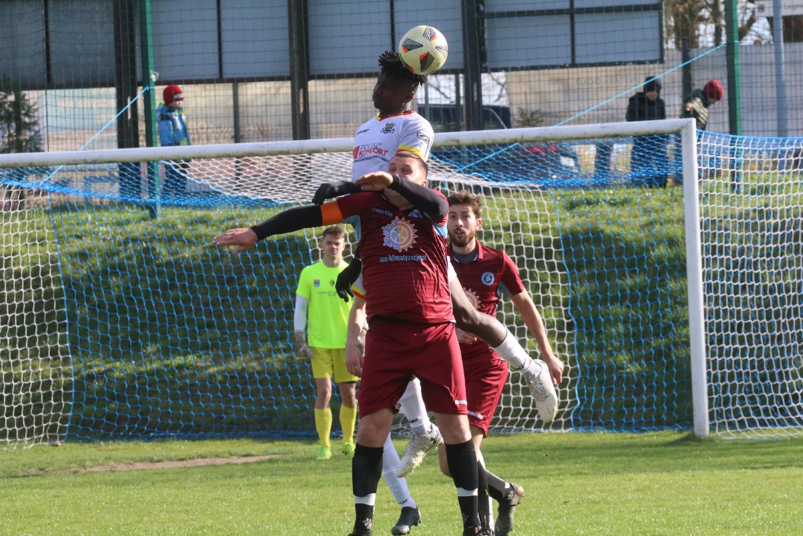 Derby w Koskowicach. KS Legnickie Pole ograł Błękitnych