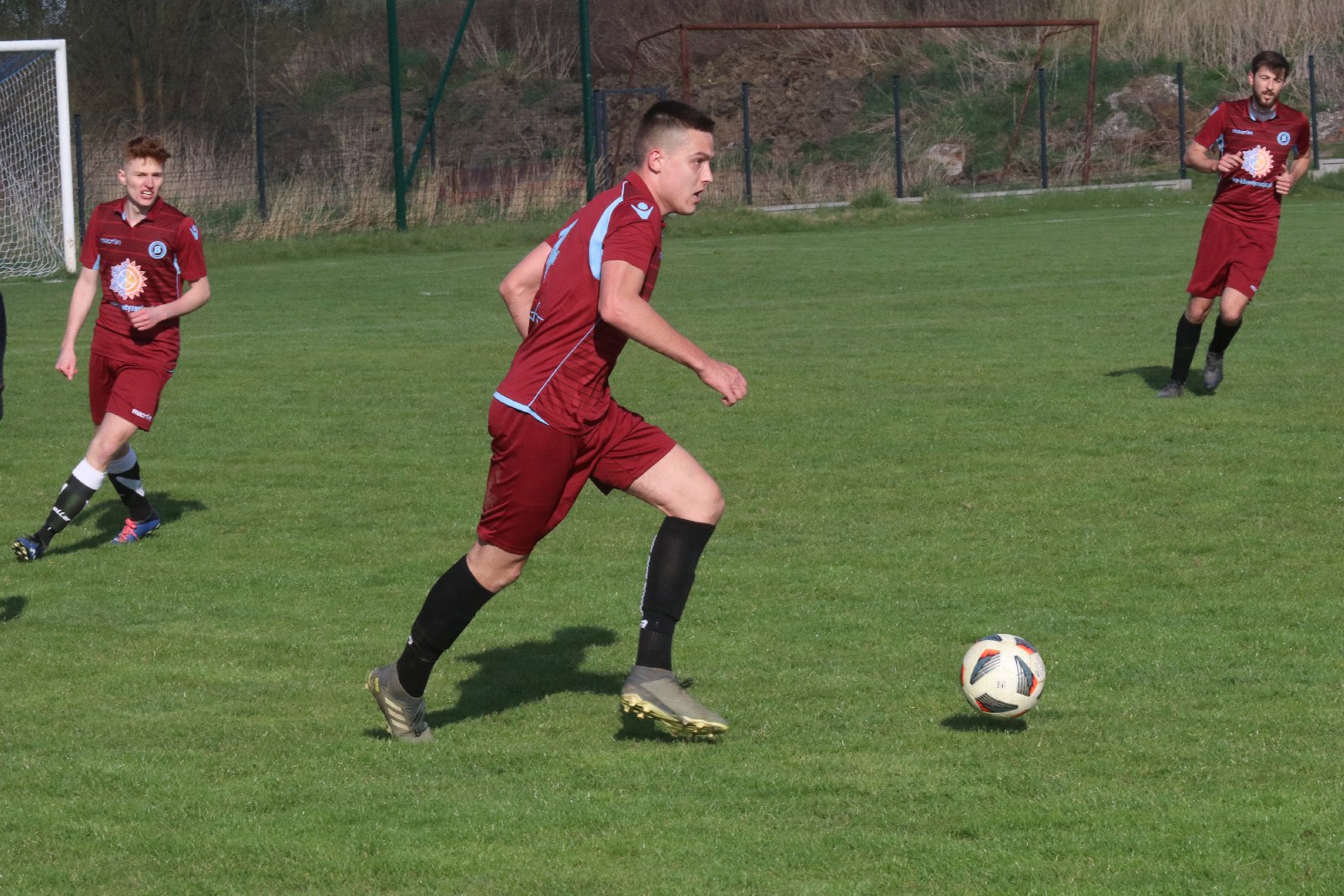 Derby w Koskowicach. KS Legnickie Pole ograł Błękitnych