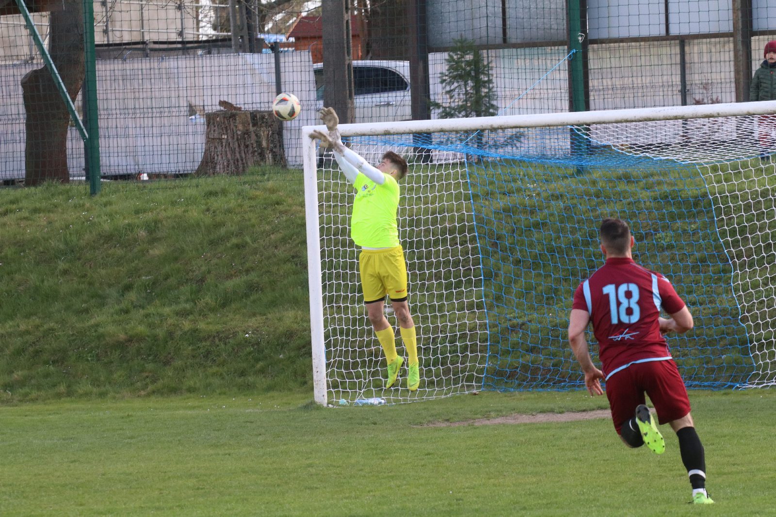 Derby w Koskowicach. KS Legnickie Pole ograł Błękitnych