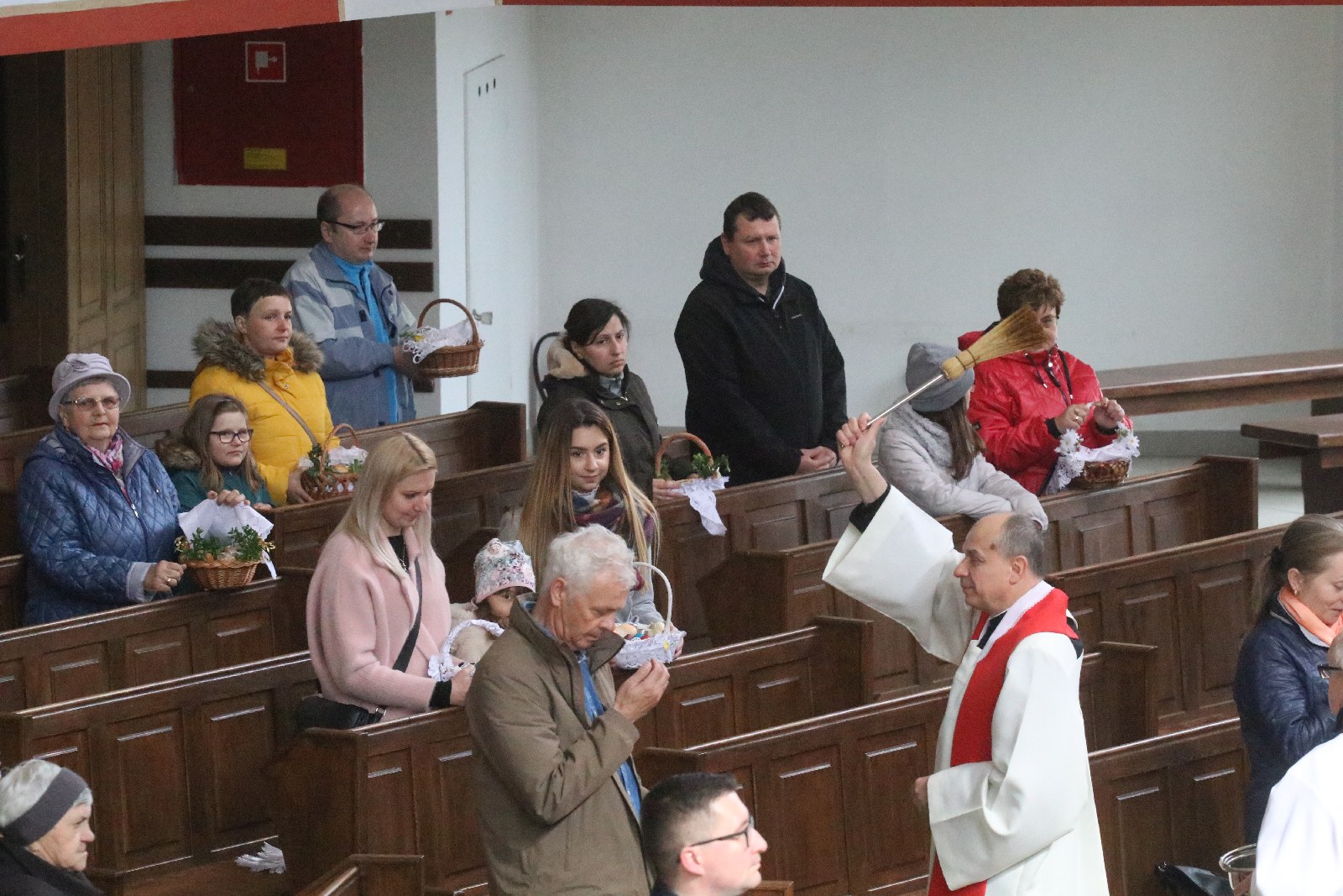 Święcenie pokarmów w legnickich kościołach