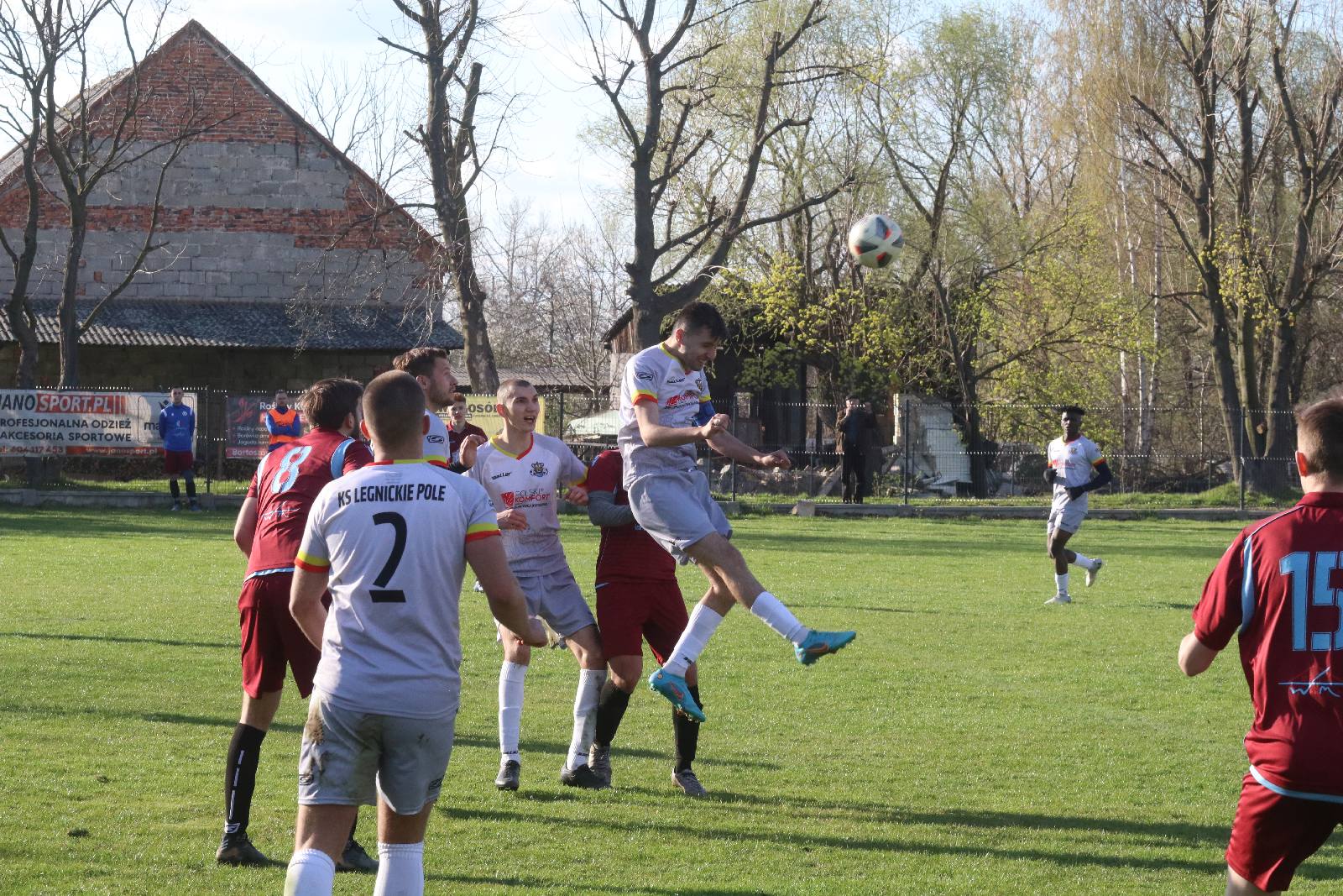 Derby w Koskowicach. KS Legnickie Pole ograł Błękitnych