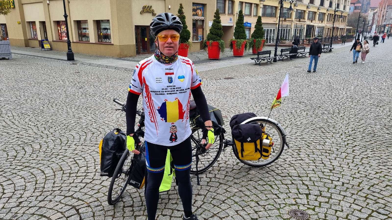 Piotr Ziętal wyruszył rowerem w samotną podróż do Rumunii