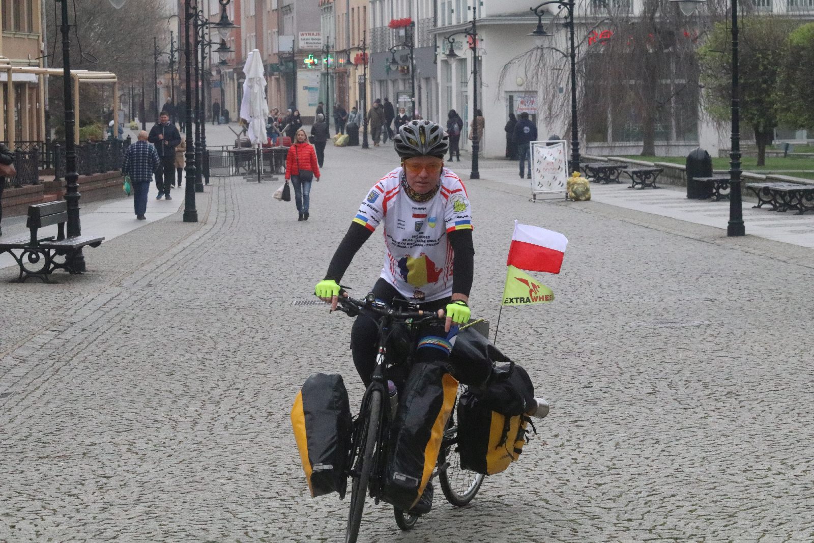 Piotr Ziętal wyruszył rowerem w samotną podróż do Rumunii