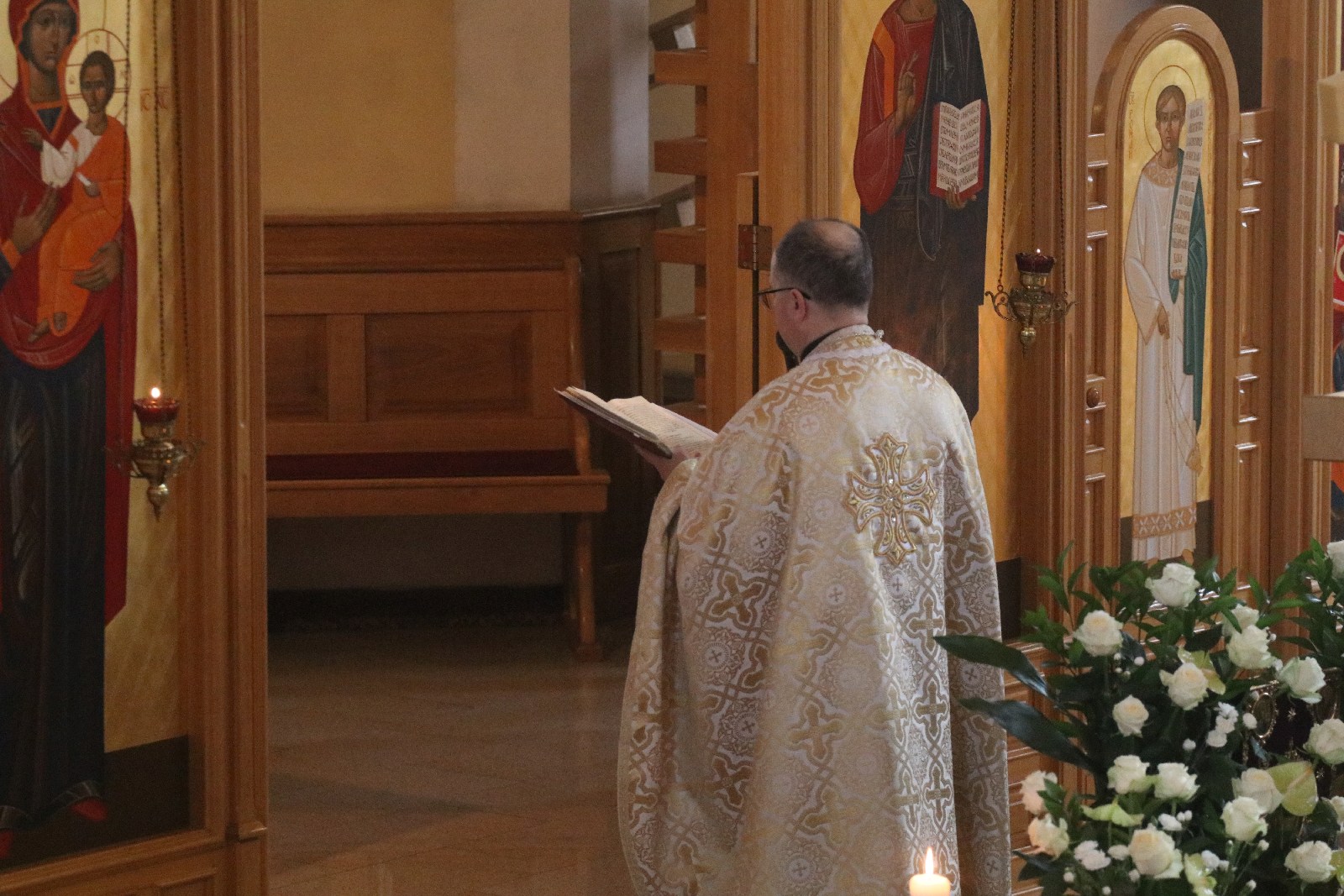 Święcenie pokarmów w parafii greckokatolickiej w Legnicy