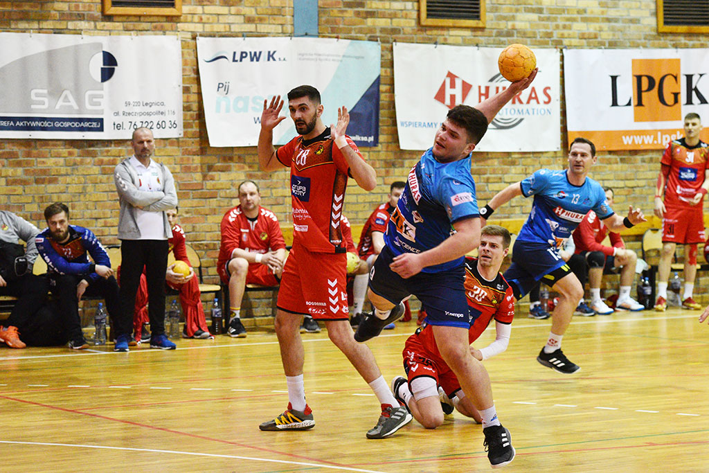 Siódemka Miedź Legnica wygrywa jedną bramką z Zamościem