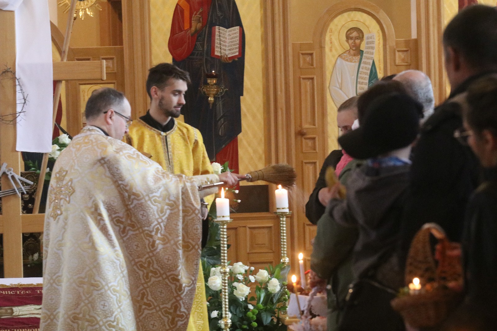 Święcenie pokarmów w parafii greckokatolickiej w Legnicy