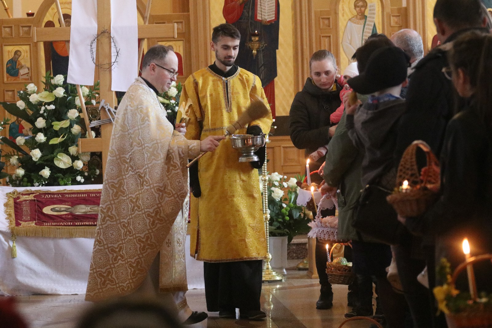 Święcenie pokarmów w parafii greckokatolickiej w Legnicy
